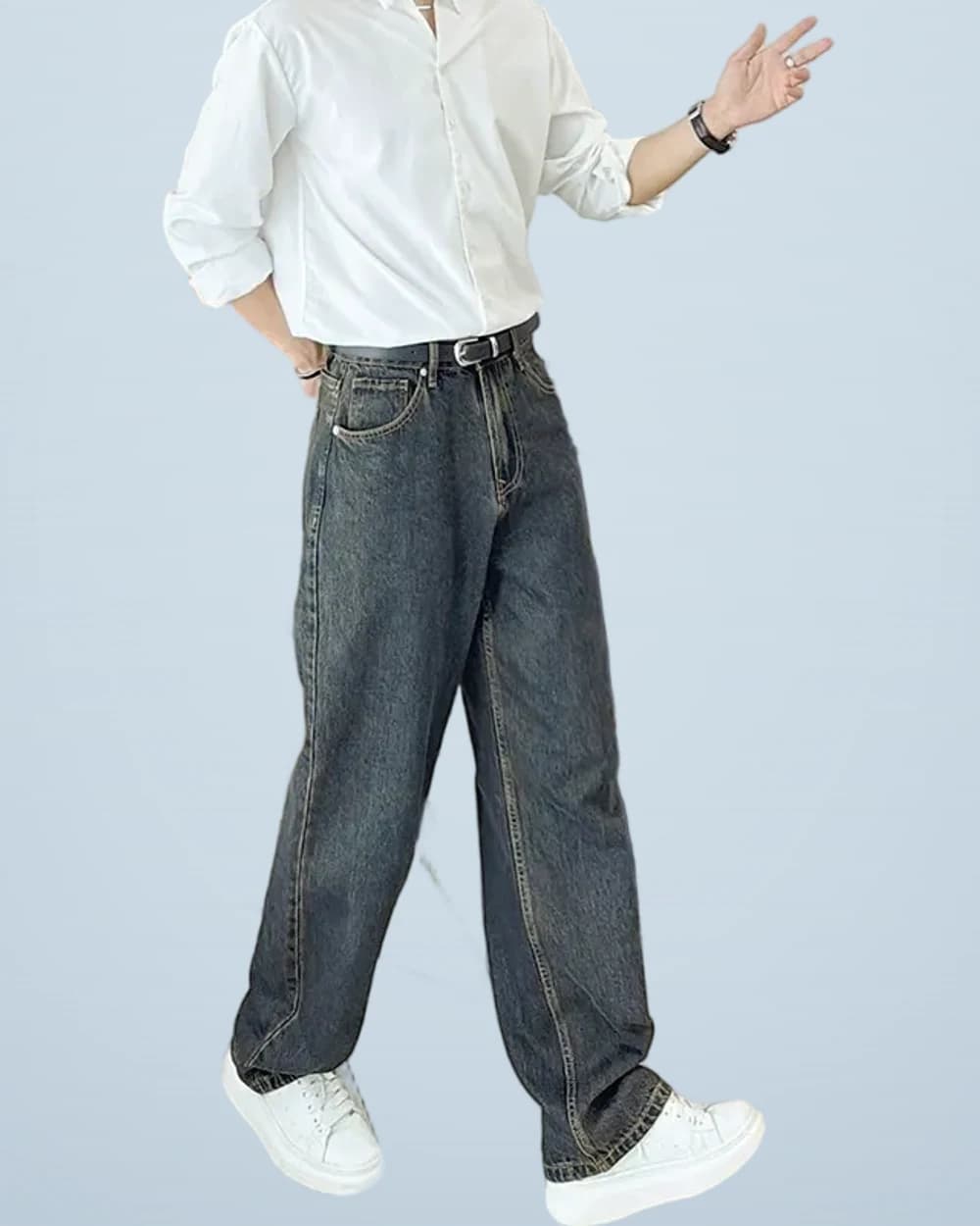 Distressed Washed Straight-Leg Jeans
