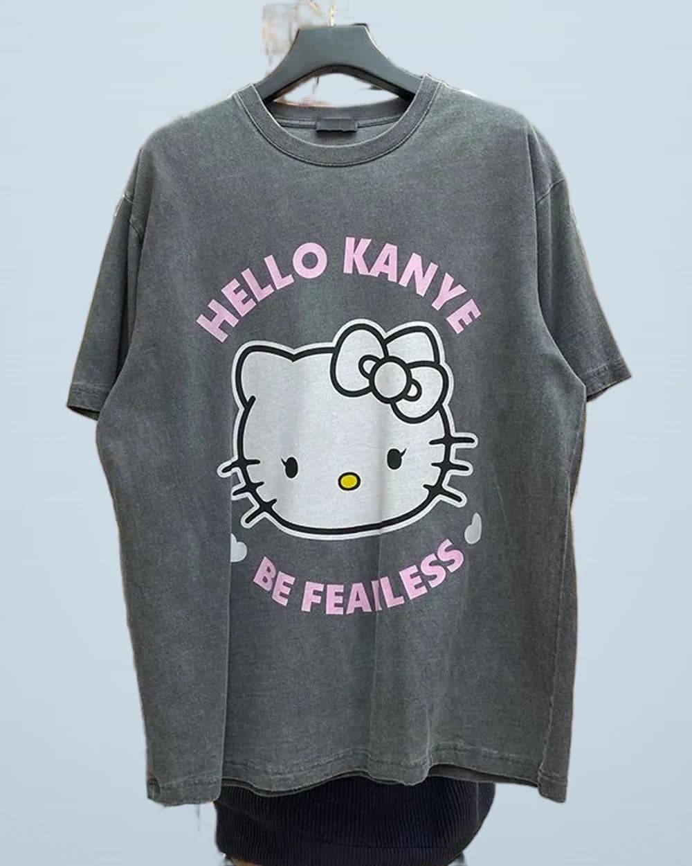 × Hello Kitty T-Shirt